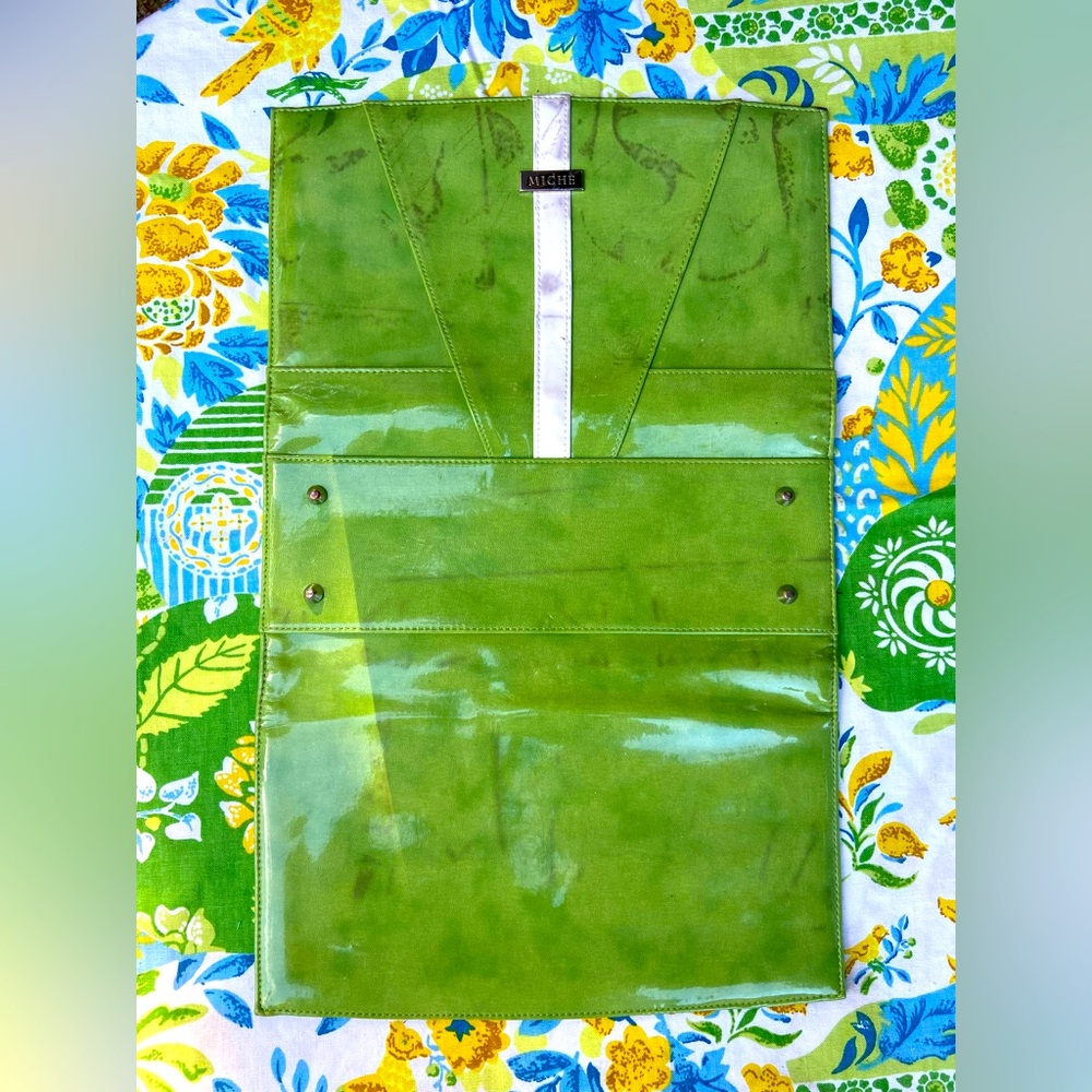 MICHE-Eliana/Retired Lime Green Skin/Cover